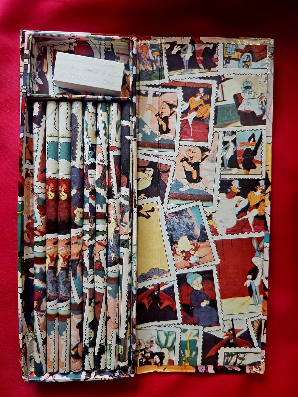 Vintage FLOMO Pencils With EraseR & Case Set - Looney Tunes Cartoons